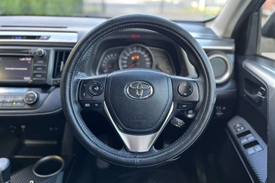 2014 Toyota RAV4 - Thumbnail
