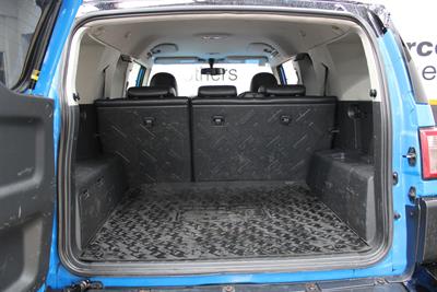 2011 Toyota FJ CRUISER - Thumbnail