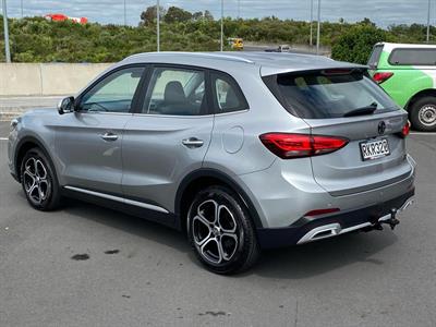 2025 MG ZS - Thumbnail