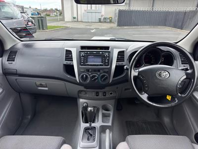 2011 Toyota Hilux - Thumbnail