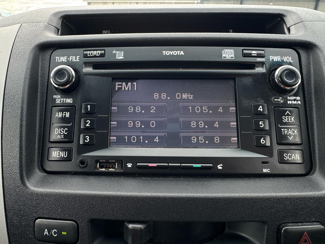 2011 Toyota Hilux