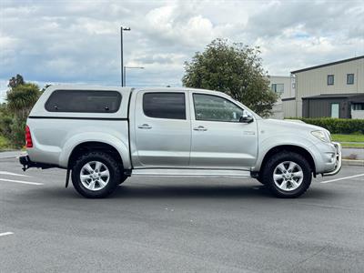 2011 Toyota Hilux - Thumbnail