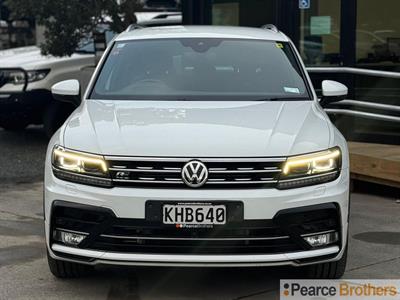 2017 Volkswagen Tiguan - Thumbnail
