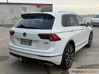 2017 Volkswagen Tiguan - Thumbnail