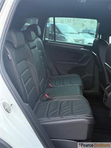 2017 Volkswagen Tiguan - Thumbnail