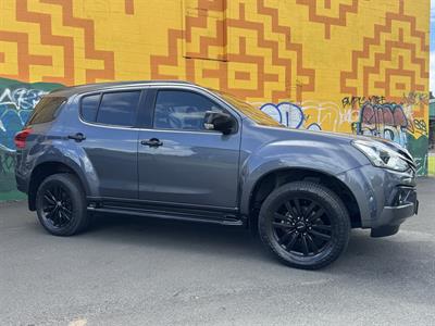 2018 Isuzu Mu-X - Thumbnail