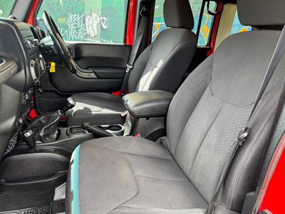 2013 Jeep WRANGLER - Thumbnail