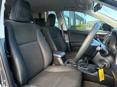 2013 Toyota RAV4 - Thumbnail