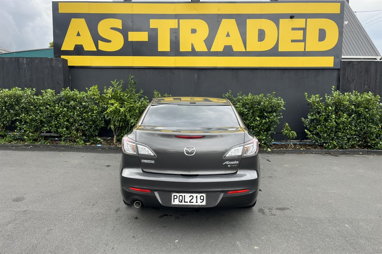 2010 Mazda Axela