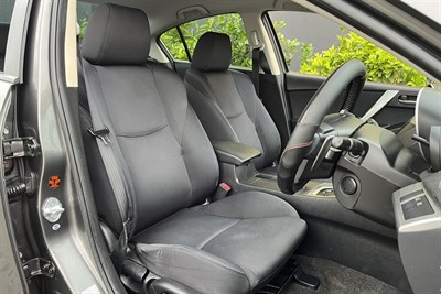 2010 Mazda Axela - Thumbnail