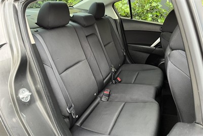 2010 Mazda Axela - Thumbnail