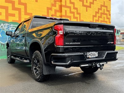 2023 Chevrolet Silverado - Thumbnail