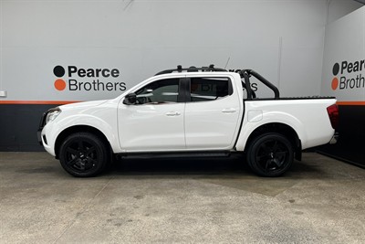 2019 Nissan Navara - Thumbnail