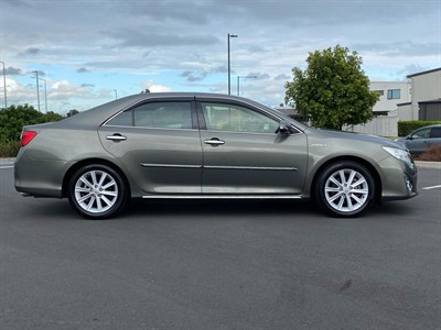 2013 Toyota Camry - Thumbnail