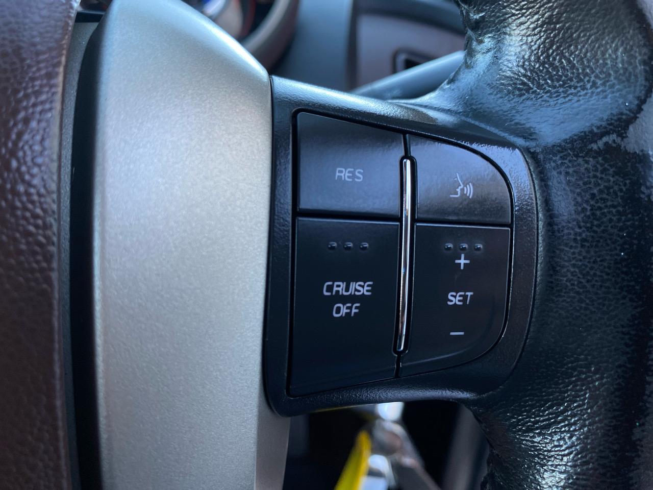 2014 Mahindra XUV500