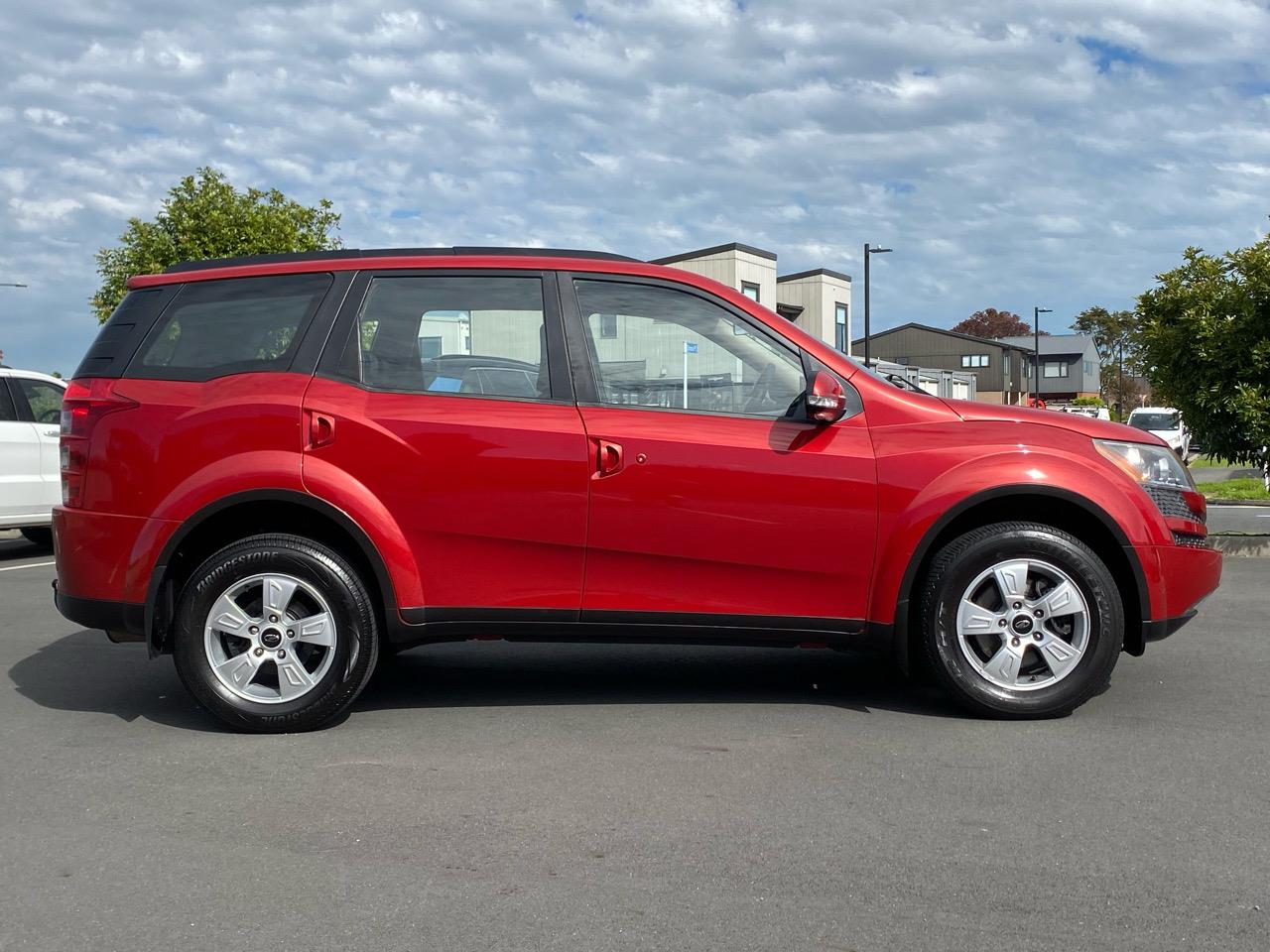 2014 Mahindra XUV500