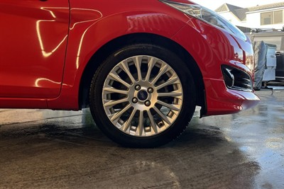 2014 Ford Fiesta - Thumbnail