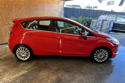 2014 Ford Fiesta - Thumbnail