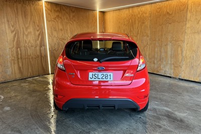 2014 Ford Fiesta - Thumbnail