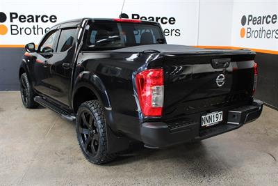 2021 Nissan Navara - Thumbnail