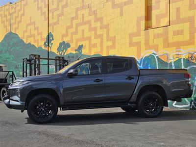 2020 Mitsubishi Triton - Thumbnail