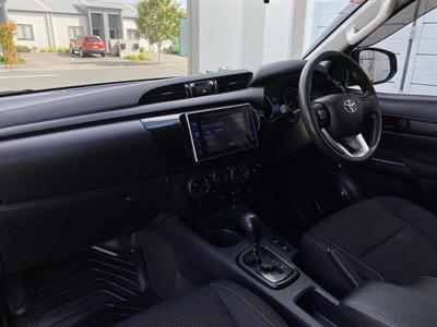 2018 Toyota Hilux - Thumbnail