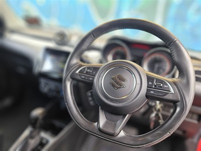 2024 Suzuki Swift - Thumbnail