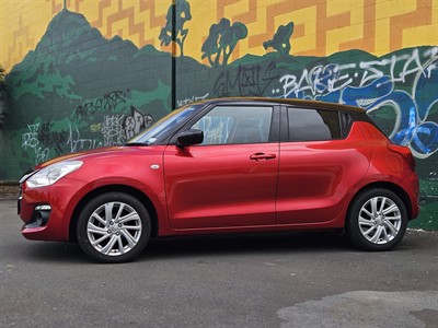 2024 Suzuki Swift - Thumbnail