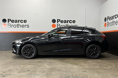 2014 Mazda Axela - Thumbnail