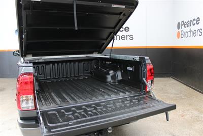 2020 Toyota Hilux - Thumbnail