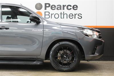 2020 Toyota Hilux - Thumbnail