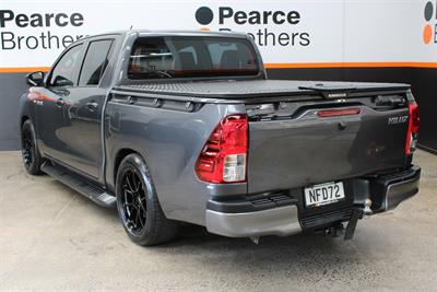 2020 Toyota Hilux - Thumbnail