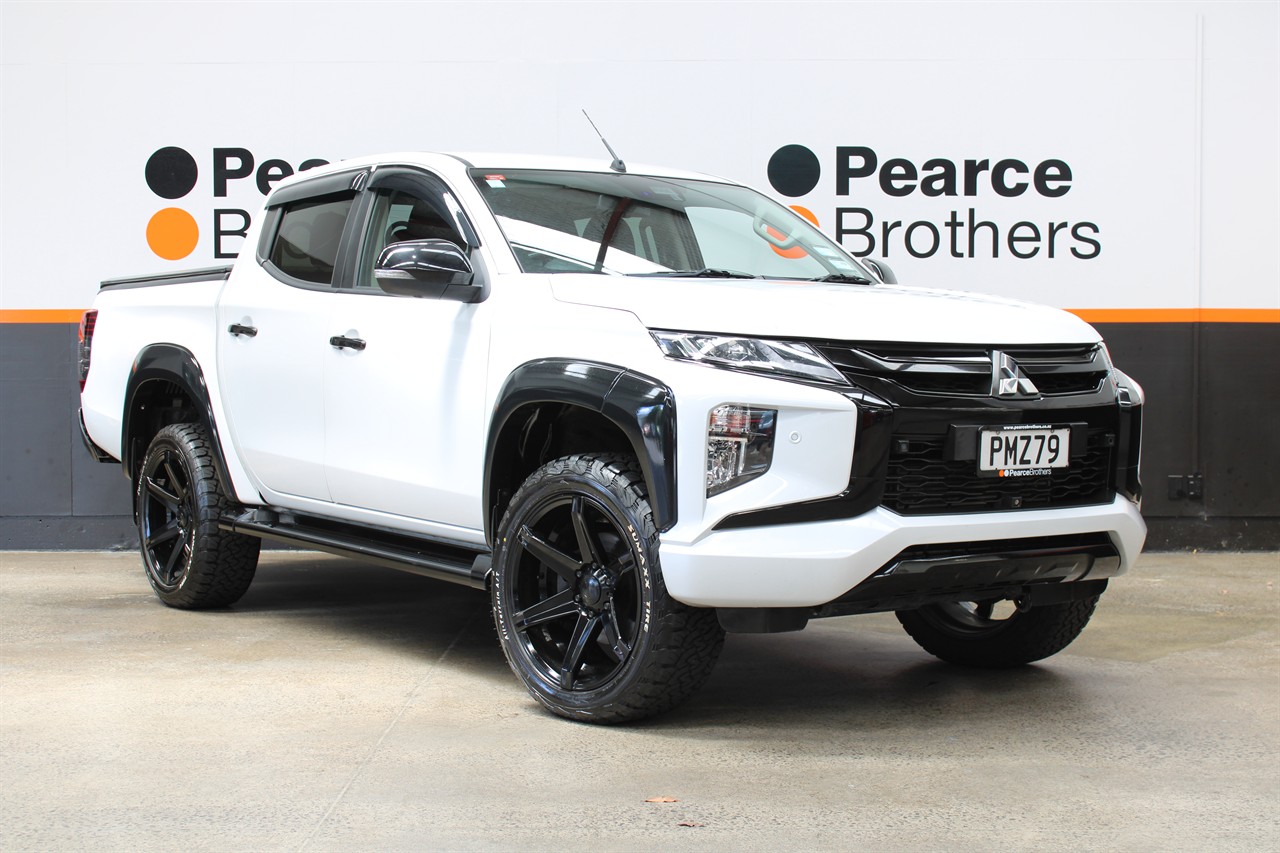 2022 Mitsubishi Triton