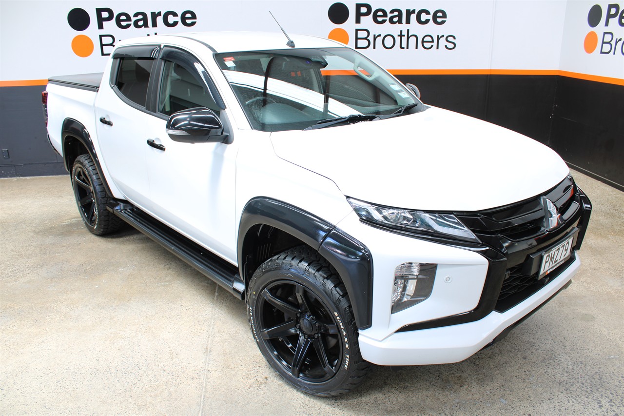 2022 Mitsubishi Triton