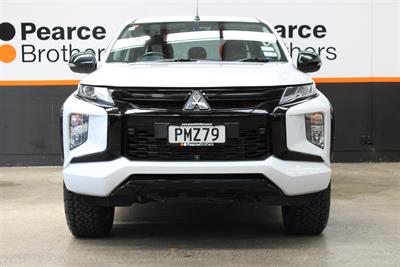 2022 Mitsubishi Triton - Thumbnail