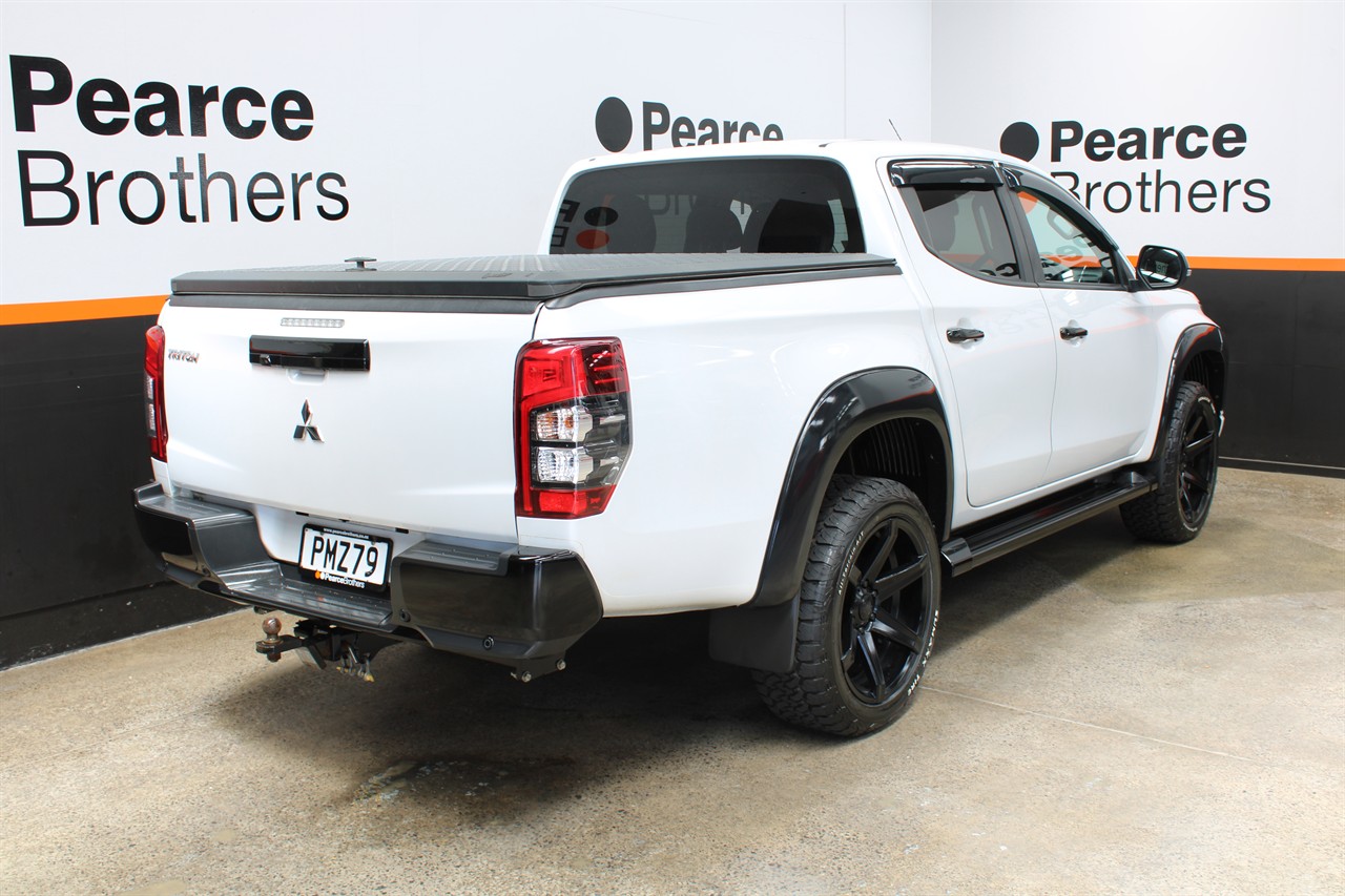 2022 Mitsubishi Triton