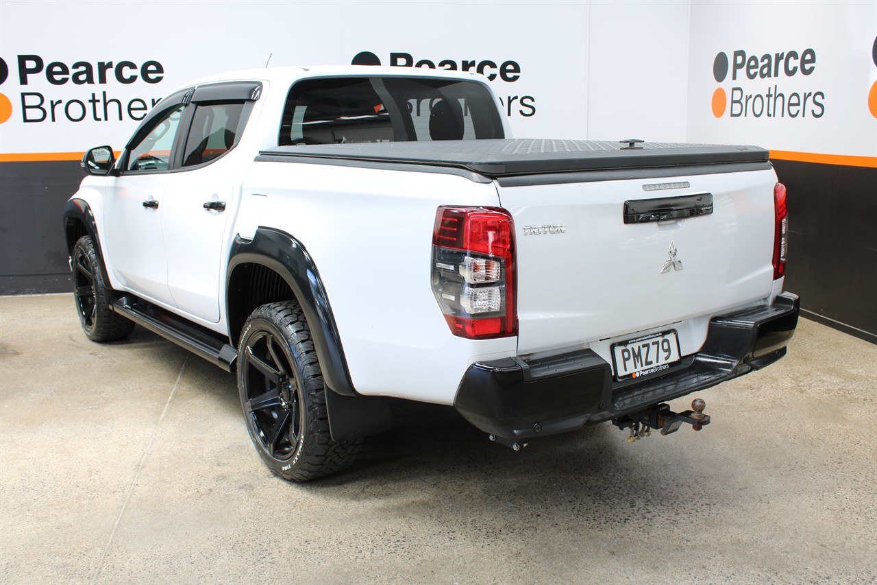 2022 Mitsubishi Triton