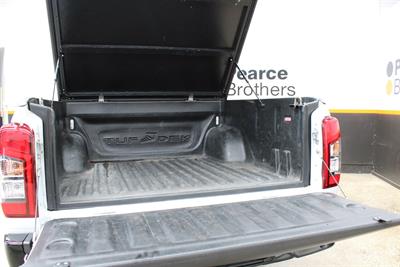 2022 Mitsubishi Triton - Thumbnail