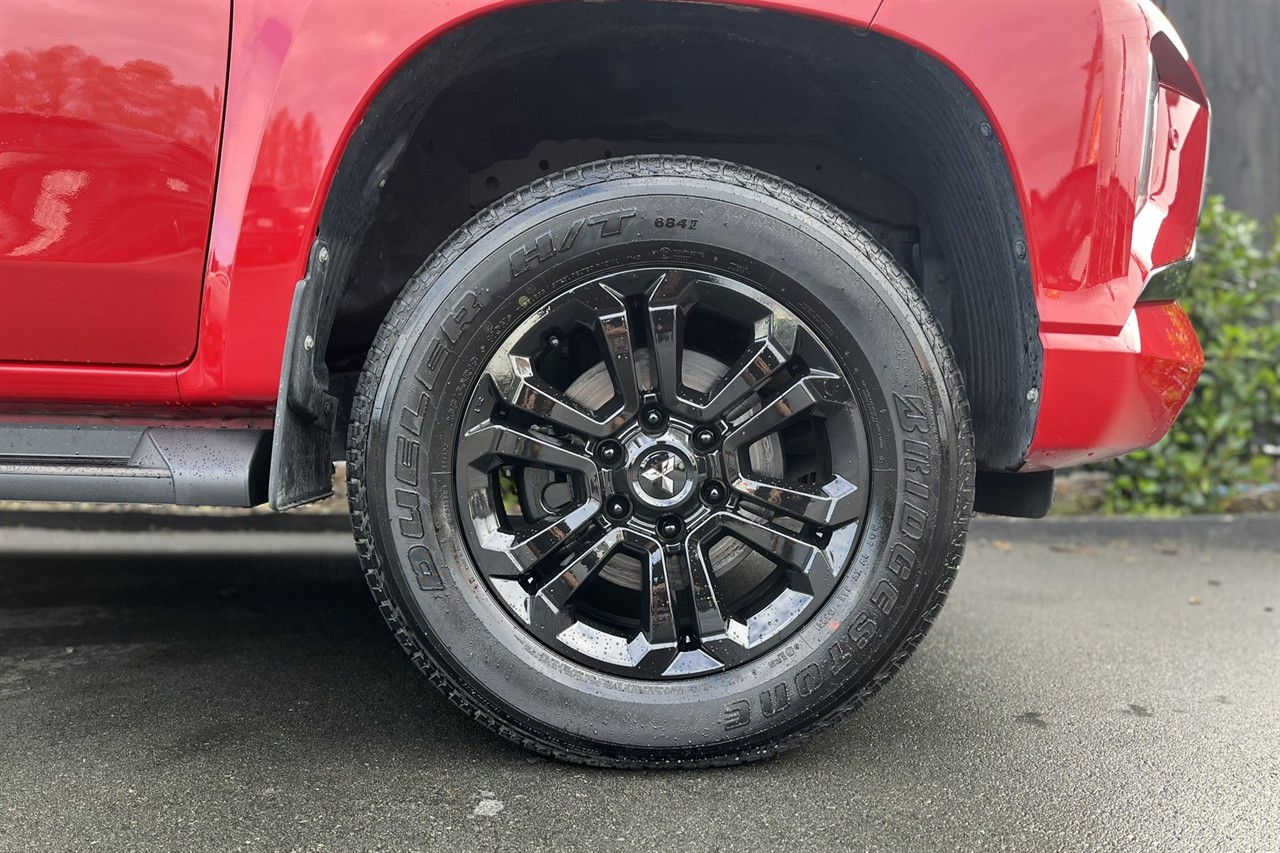 2022 Mitsubishi Triton