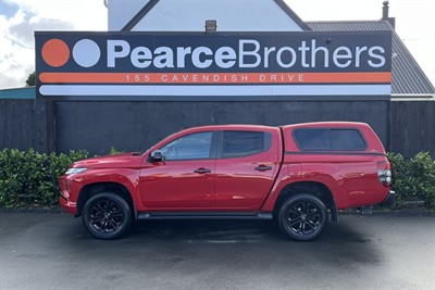 2022 Mitsubishi Triton - Thumbnail