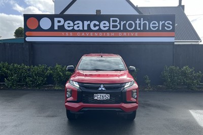 2022 Mitsubishi Triton - Thumbnail