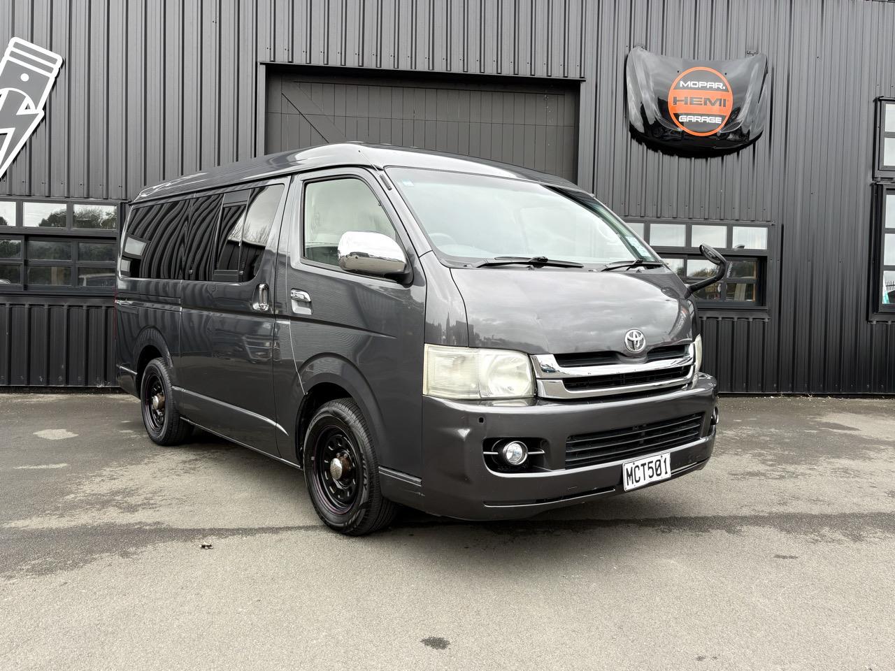 2010 Toyota Hiace