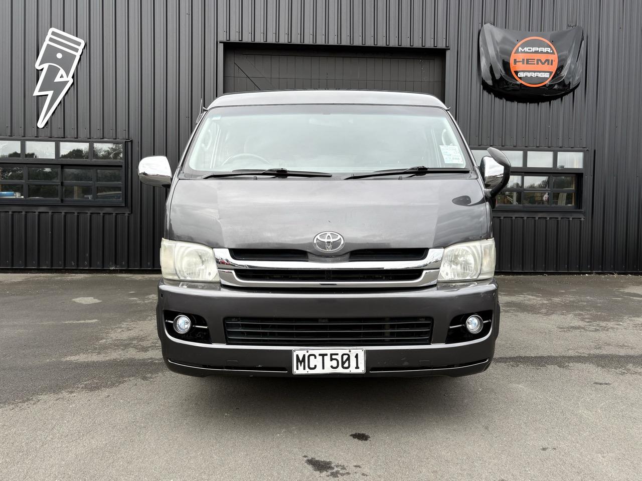 2010 Toyota Hiace