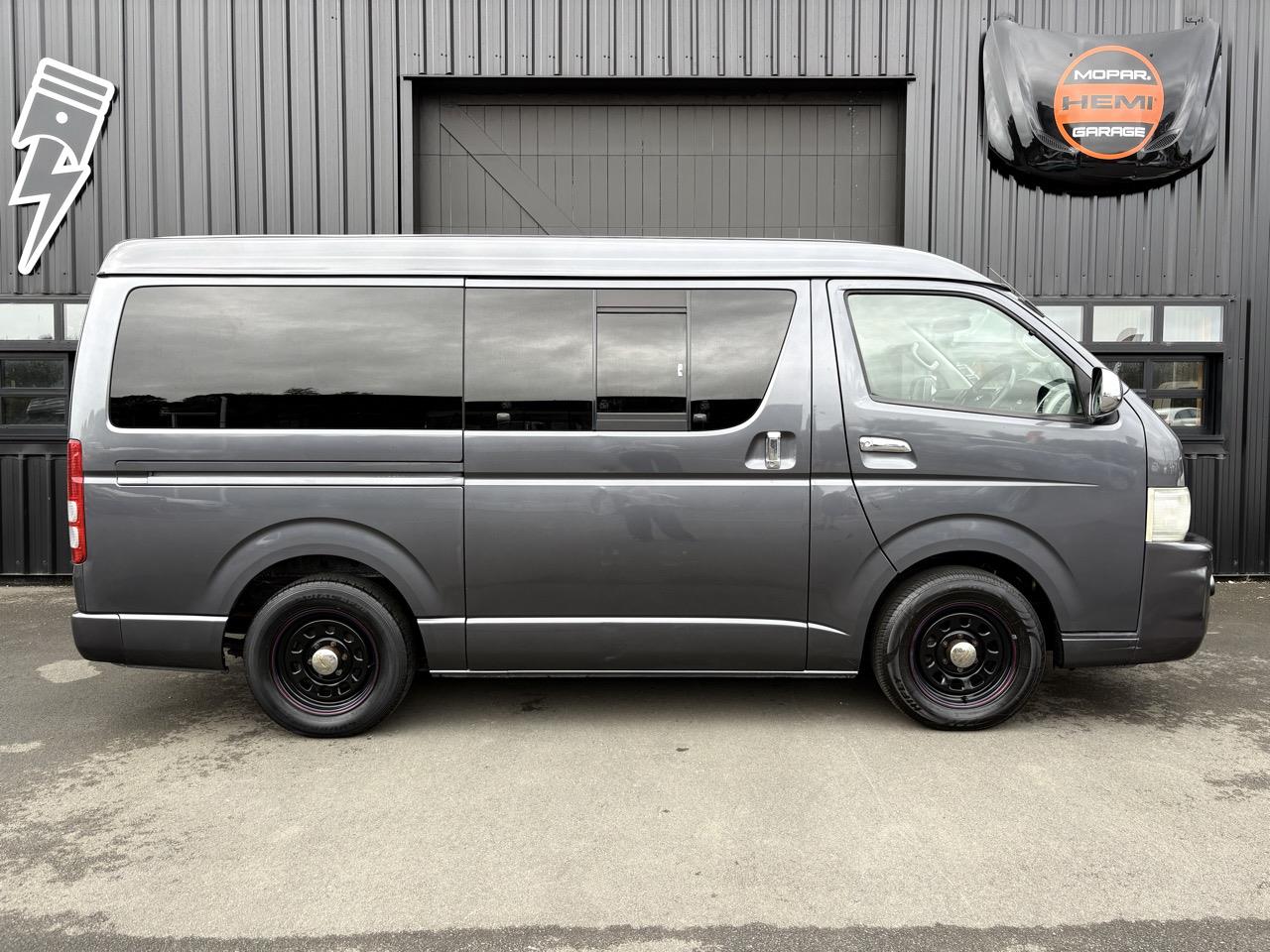 2010 Toyota Hiace