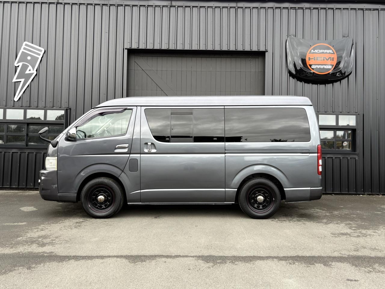 2010 Toyota Hiace