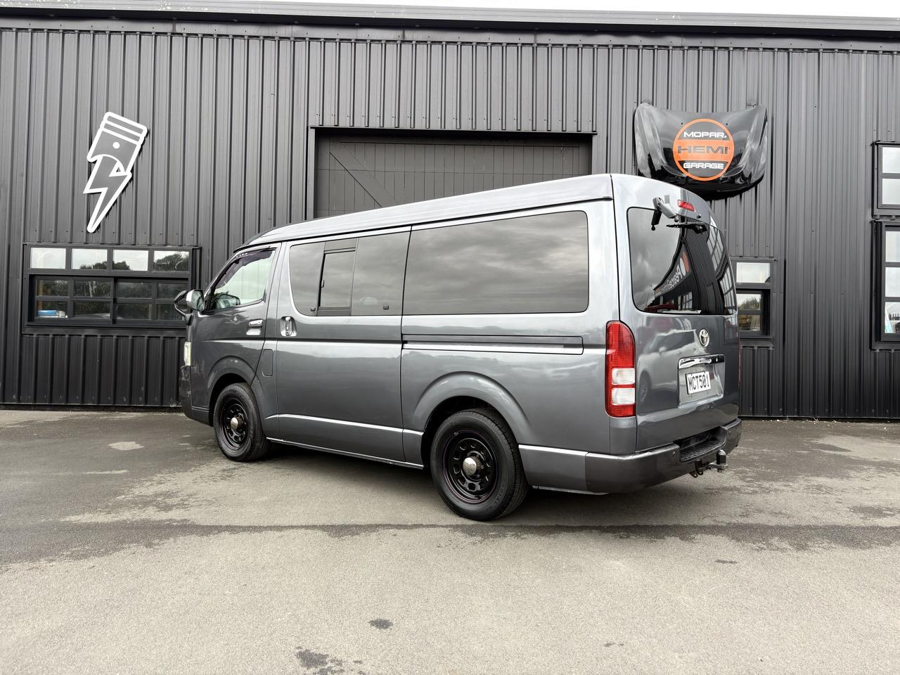 2010 Toyota Hiace