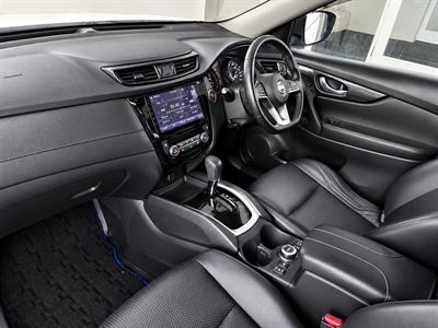 2018 Nissan X-Trail - Thumbnail
