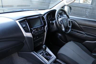 2019 Mitsubishi Triton - Thumbnail