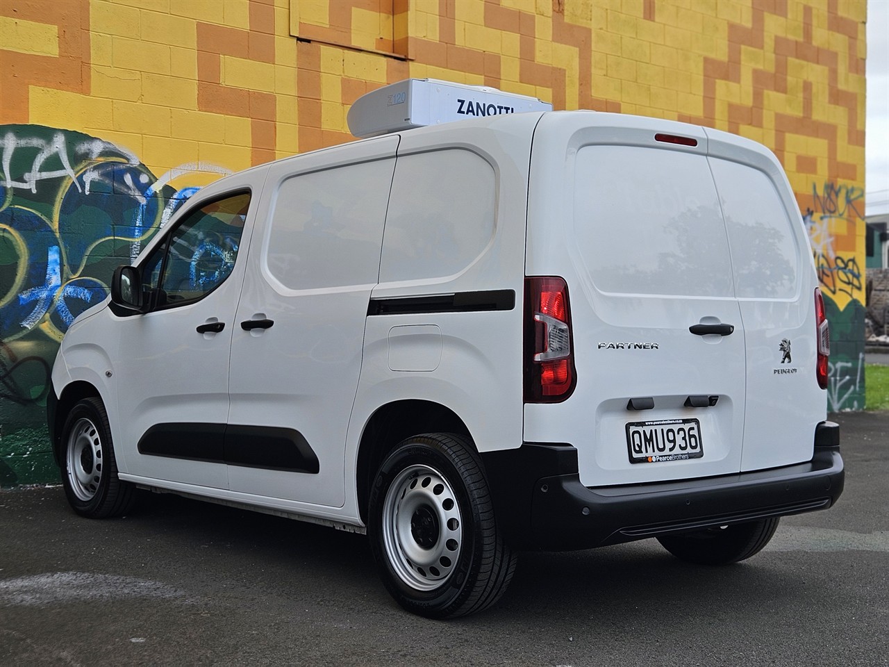 2024 Peugeot Partner