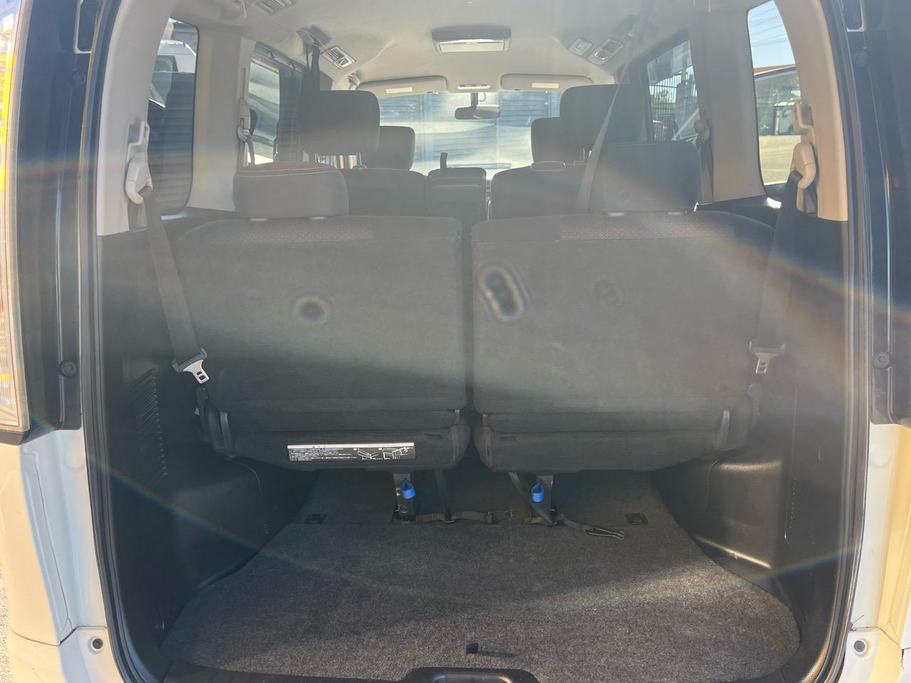 2013 Nissan Serena
